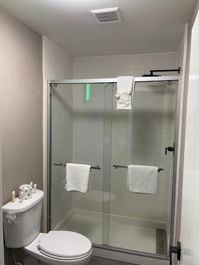Luxor Inn & Suites, A Travelodge By Wyndham Elkins Ngoại thất bức ảnh