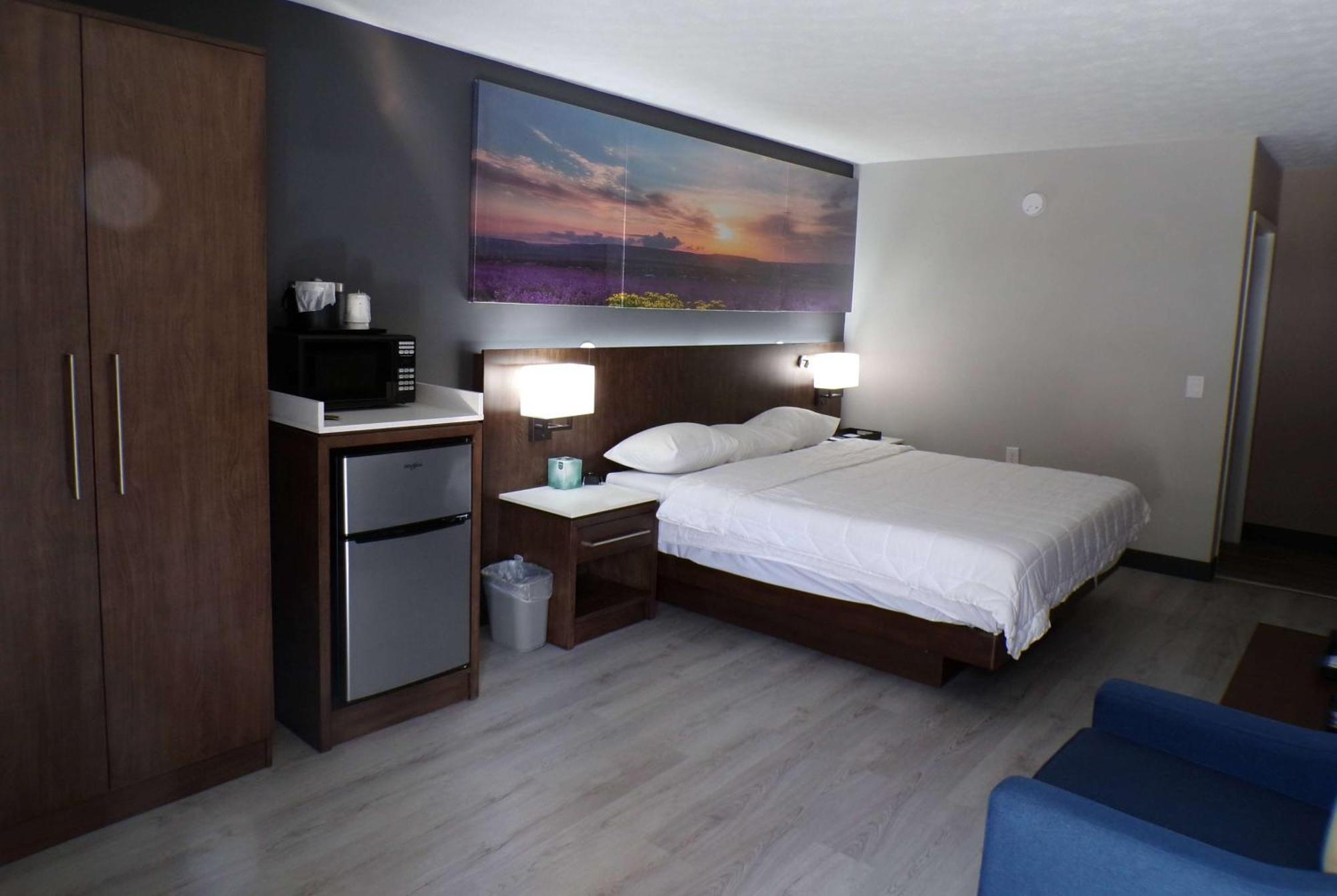 Luxor Inn & Suites, A Travelodge By Wyndham Elkins Ngoại thất bức ảnh