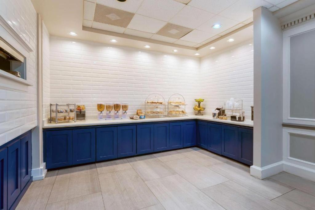Luxor Inn & Suites, A Travelodge By Wyndham Elkins Ngoại thất bức ảnh