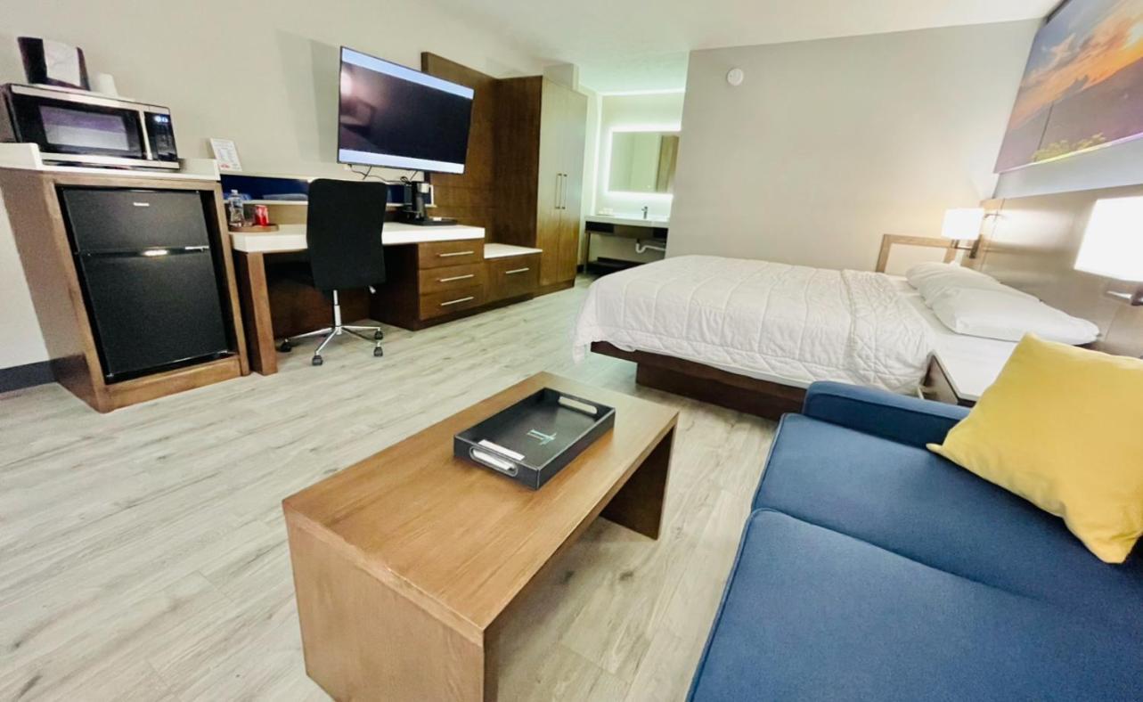 Luxor Inn & Suites, A Travelodge By Wyndham Elkins Ngoại thất bức ảnh