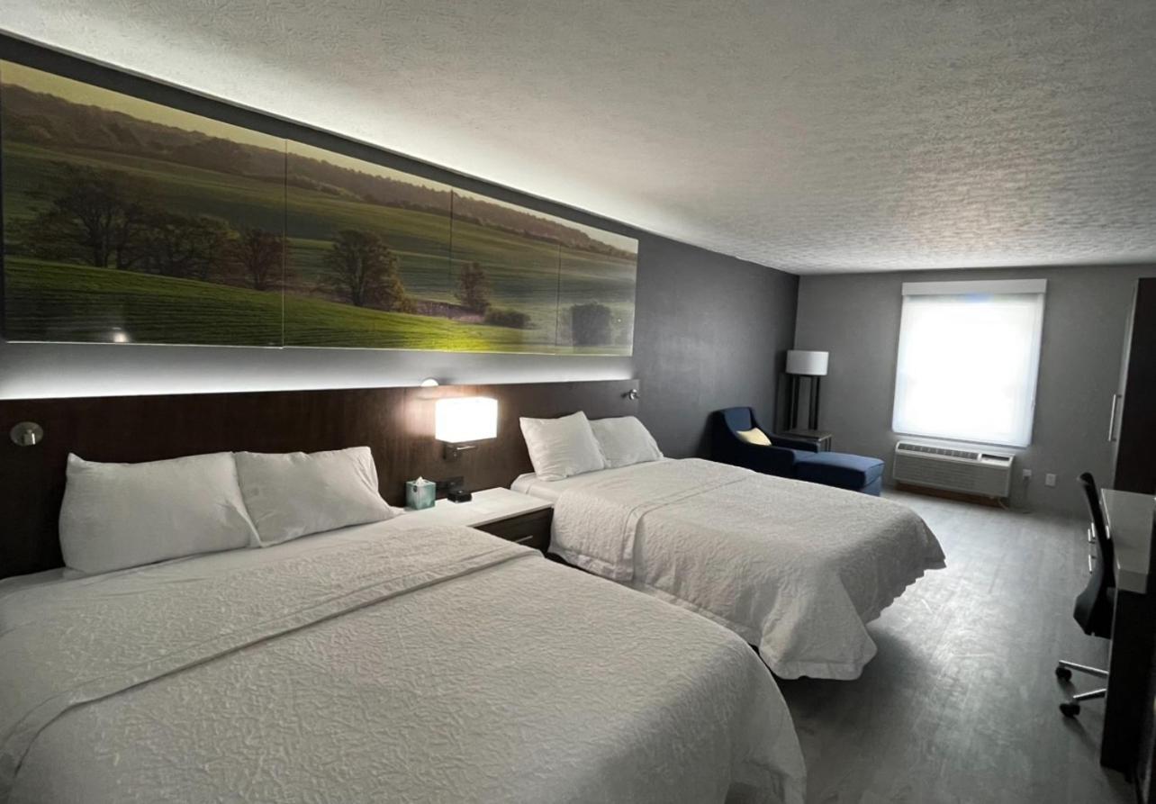 Luxor Inn & Suites, A Travelodge By Wyndham Elkins Ngoại thất bức ảnh